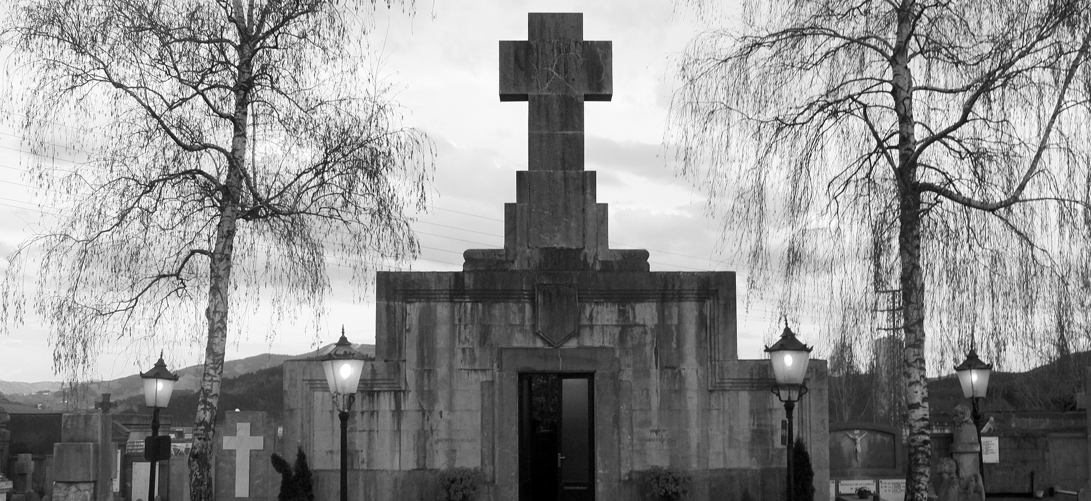 CAPILLA CEMENTERIO DURANGO IBAN GORRITI copia