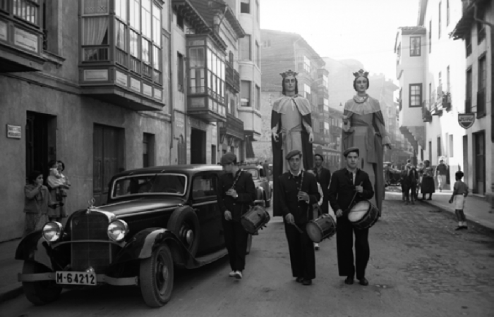 Durangoko txistulariak Ermodon - Hacia 1950 - Foto Ricardo Doliwa