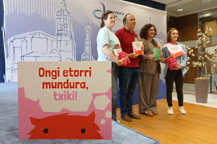 «Ongi etorri mundura, txiki!», una herramienta zornotzarra para vivir el euskara en familia
